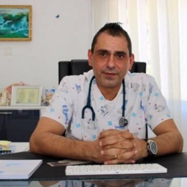 Доктор Ренос Петру