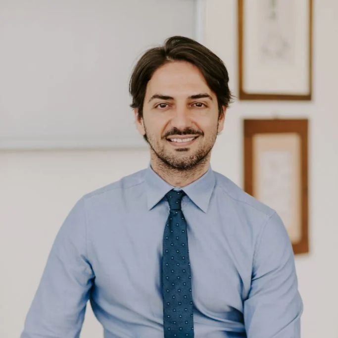 ДР. КОНСТАНТИНОС ФОНТЗУЛАС