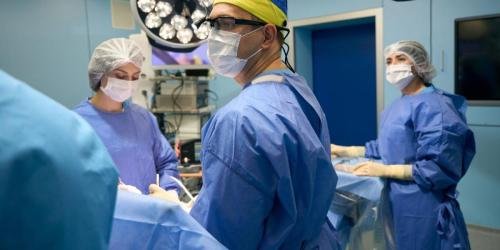 ДР. КОНСТАНТИНОС ФОНТЗУЛАС